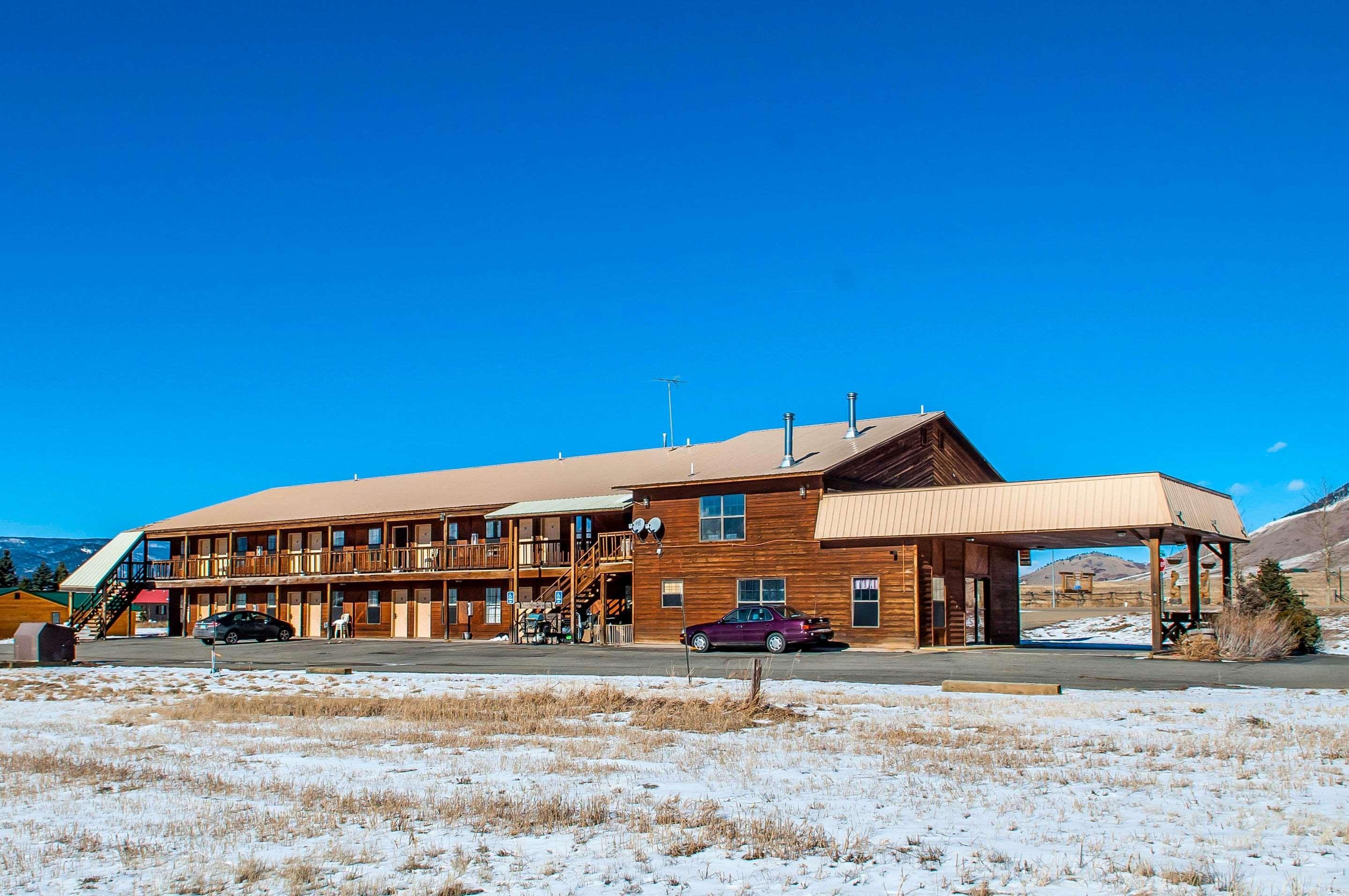 Econo Lodge Eagle Nest Exterior foto